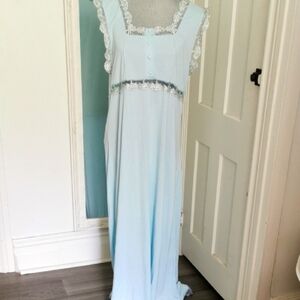 Vintage blue enbroidery/lace nighty, negligee, bridal feminine. Size 2XL